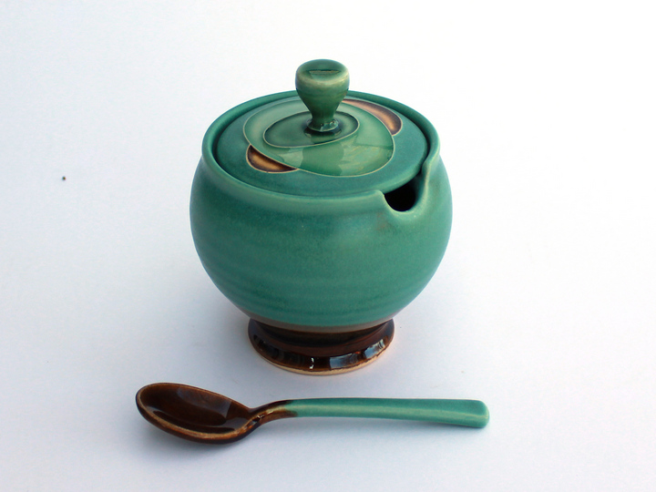 Green Pottery Sugar Bowl with Lid ׀ Mad About Pottery – Mad About